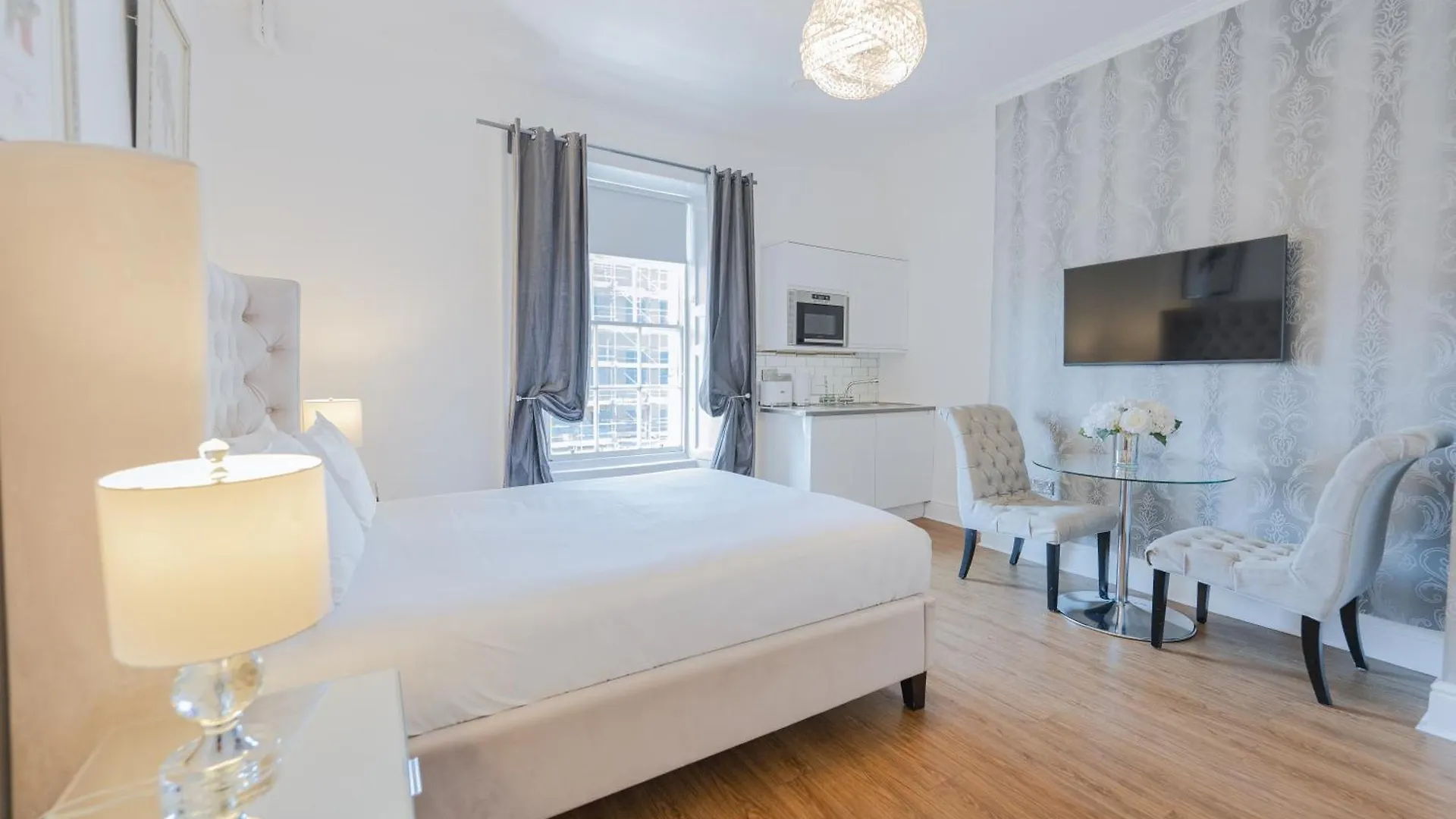 Ξενοδοχείο με διαμερίσματα Edinburgh Castle Apartments