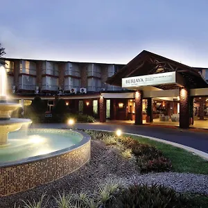 **** Semesteranläggning (resort) Berjaya Beau Vallon Bay & Casino Seychellerna