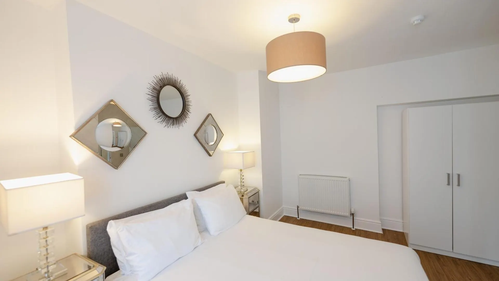 Lägenhetshotell Edinburgh Castle Apartments