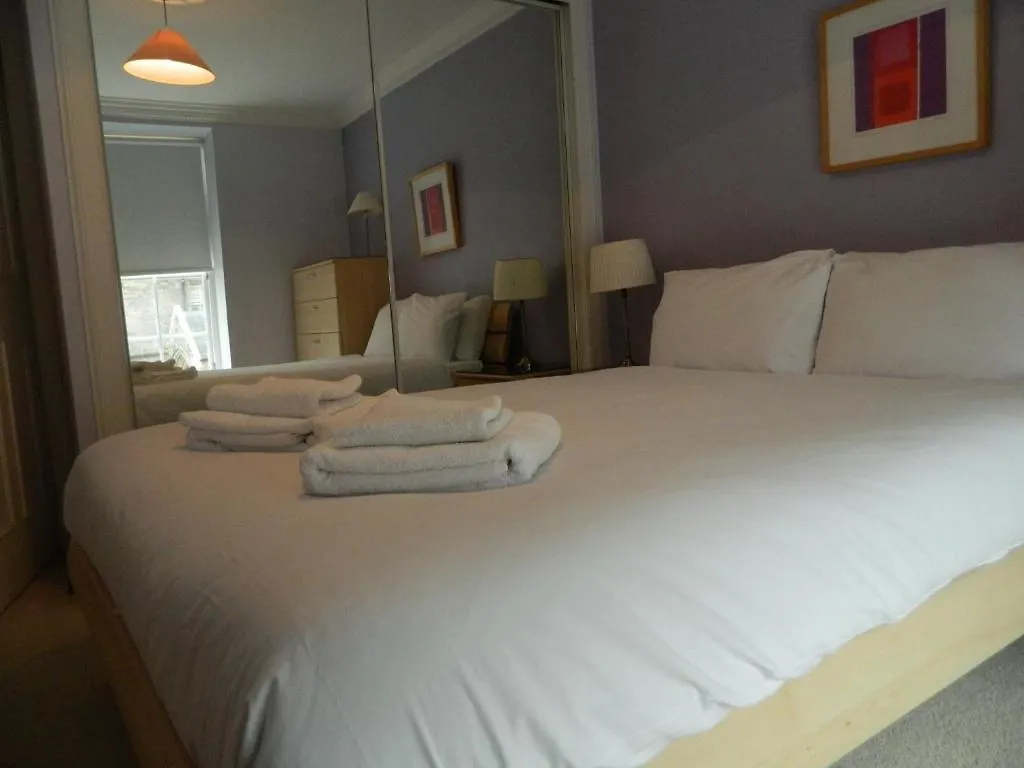 Edinburgh Castle Apartments 3*,  Storbritannien